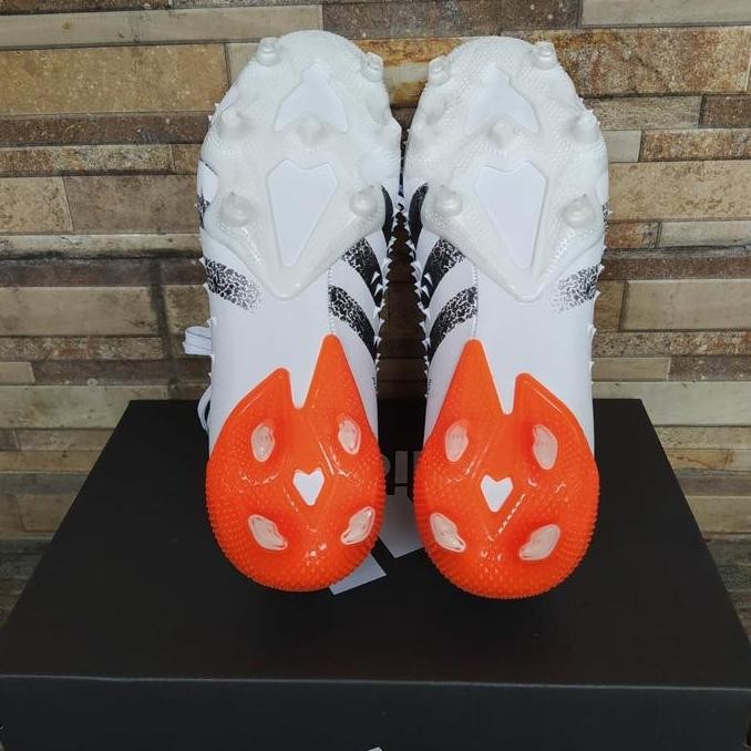Sepatu Bola Adidas Predator Freak 20.1 MID White Red Fg soccer Terlaris