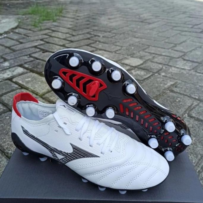 sepatu bola mizuno morelia neo 3 beta white black Terlaris