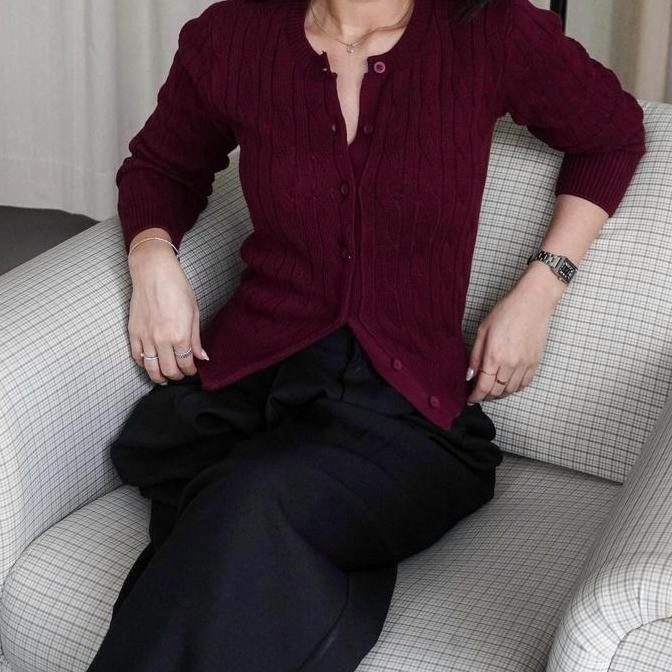 karakiri - Carol Cable Knit Cardigan Top