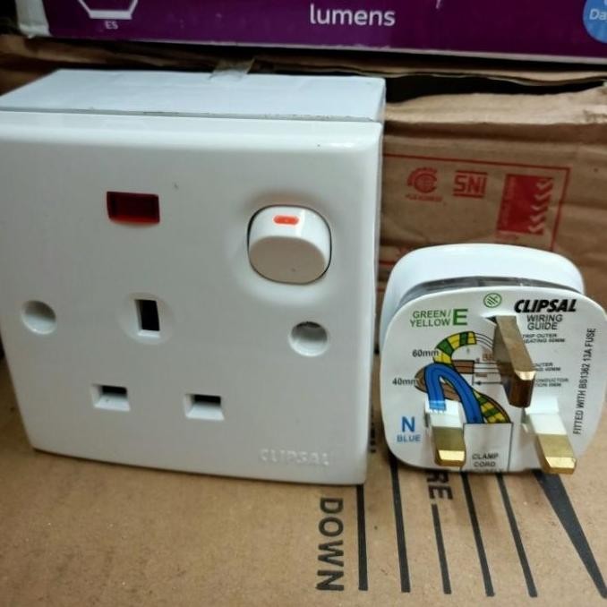 Stop Kontak Ac + Steker Ac Clipsal Terbaru