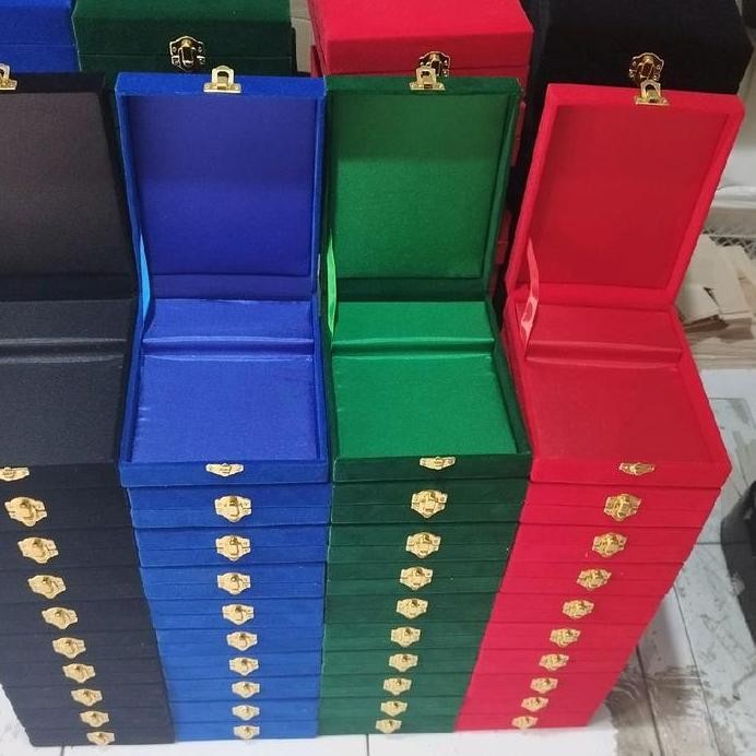 

Baru Box Plakat Ukuran 28x18x5