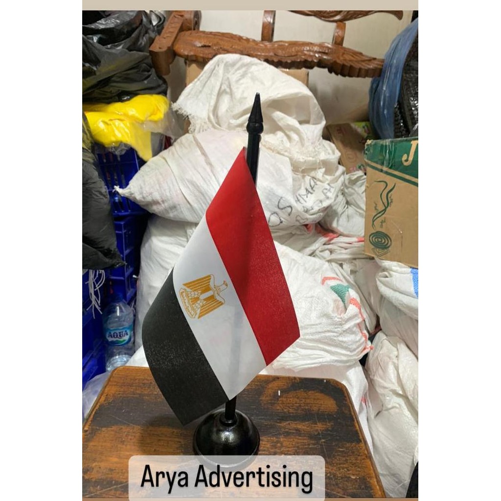 

ready !!! Bendera negara MESIR+tiang kayu meja