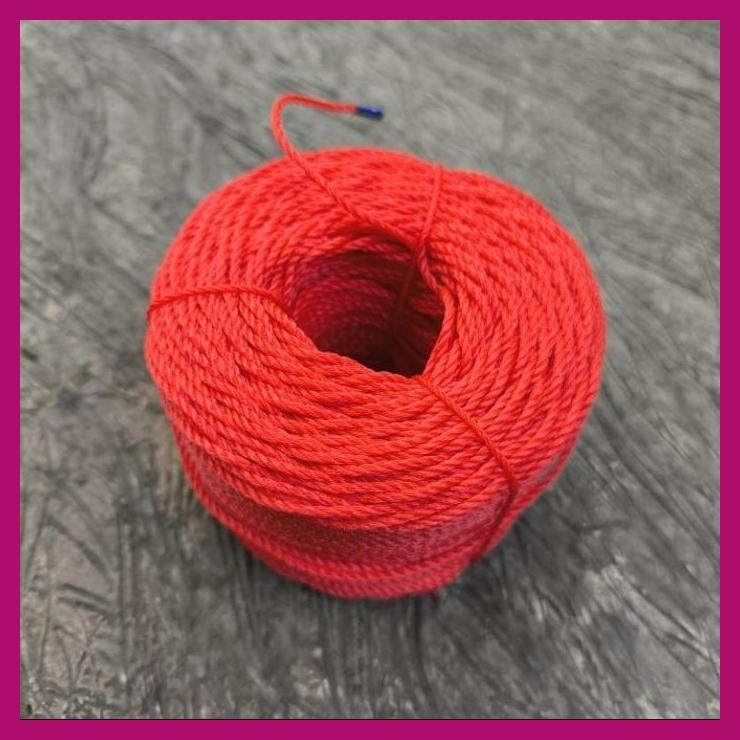 

Terbaru Dan Terlaris Tali Tambang 2Mm Per Roll 100M - Tali Tampar / Tali Layangan / Tali Pertanian - Tali Tenda