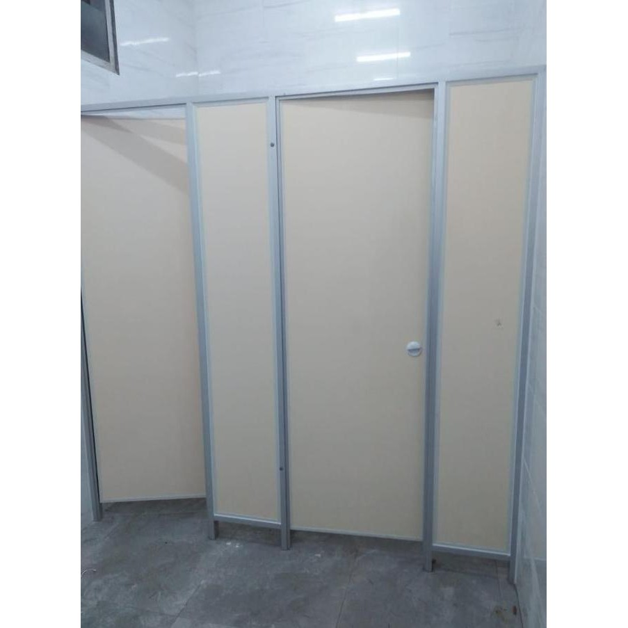Partisi Kubikal Toilet Pvc Dan Aluminium Pesanan Bu Ria