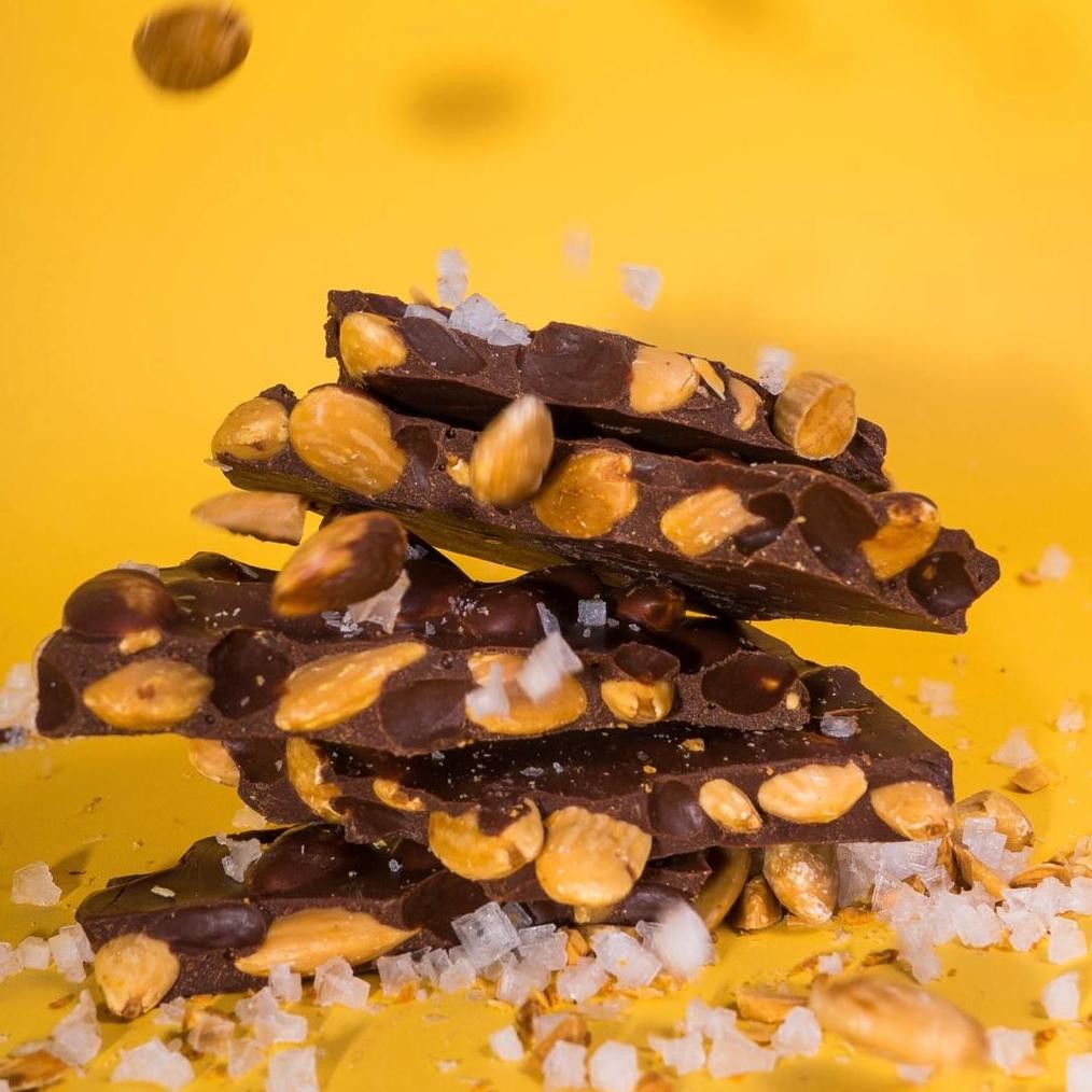 

Pipiltin Cocoa Cokelat Cracks - Dark Chocolate Seasalt Almond