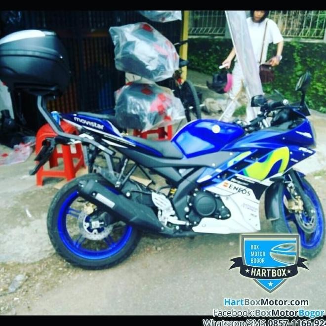 Yamaha R15 Bracket HR3 Original Givi Top Box KMI 901 Hitam