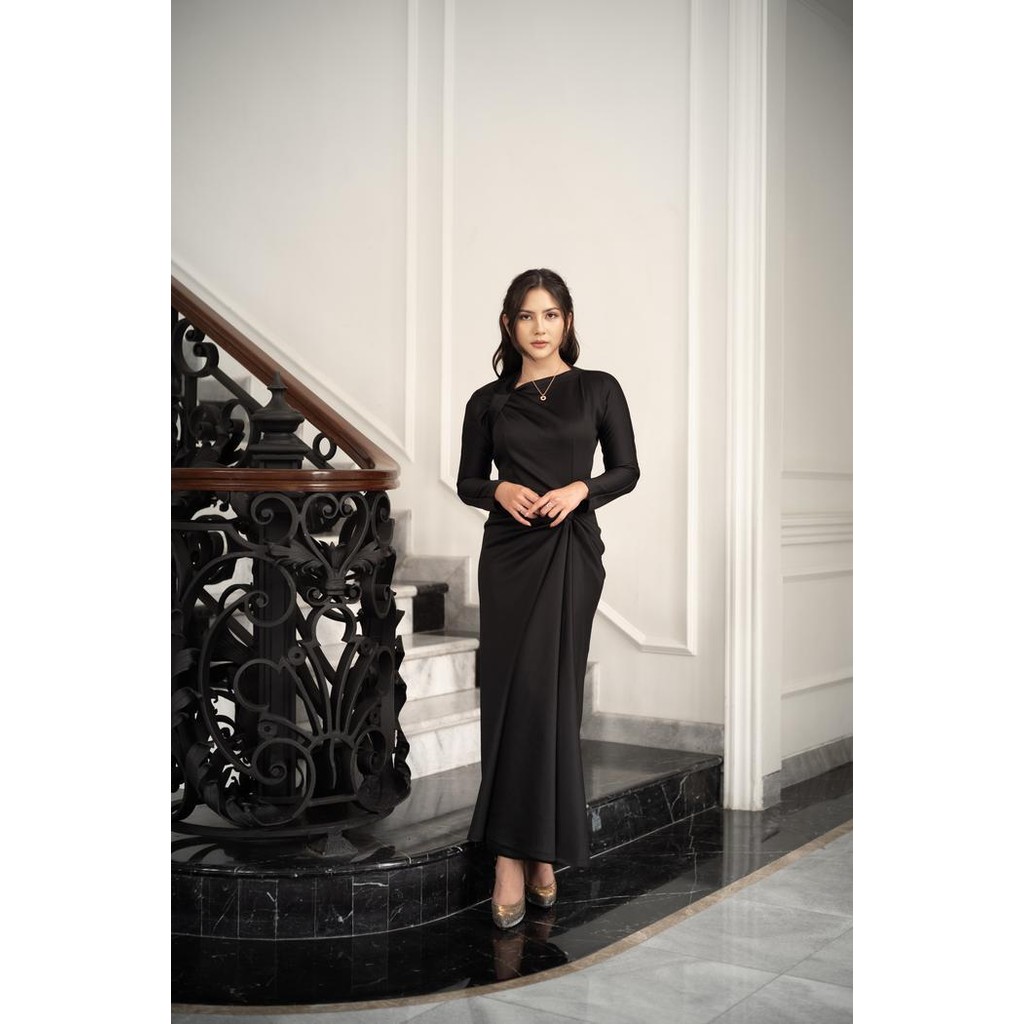 Mila Long Dress Black Atvezzo Dress