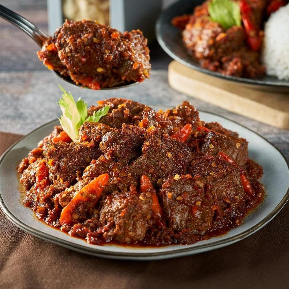 

Mercon Merah Putih - TEBUS MERAH - 1 Oseng Mercon Daging + 1 Cumi Jerit + 1 Mie Mercon Cakalang