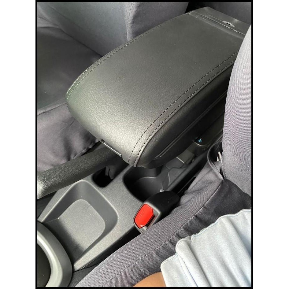 Armrest Mobil Toyota Avanza Daihatsu Xenia 2003 2011 USB Charger LED