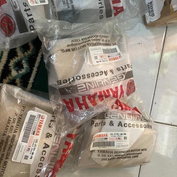 Sambungan body cover mio smile garnis gold emas pb