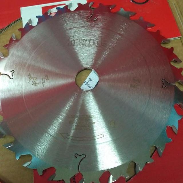 Gergaji Bulat Freud10 Mata 24Sircular Saw
