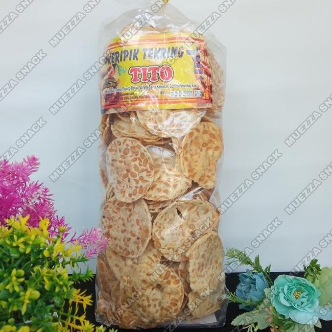 

Keripik / kripik kiloan tempe sagu 1 kg 1 bal - cemilan instan - Camilan Snacks Kering