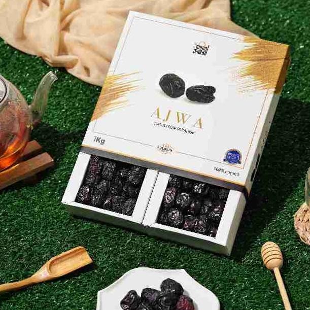 

Update - Timur Tengah Kurma Ajwa 1 Kg Kurma Nabi Premium Original High Quality