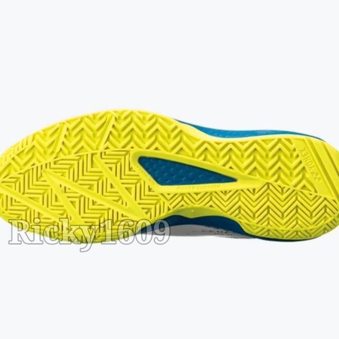 SEPATU TENIS YONEX LUMIO 4 - POWER CUSHION - ORINAL YONEX