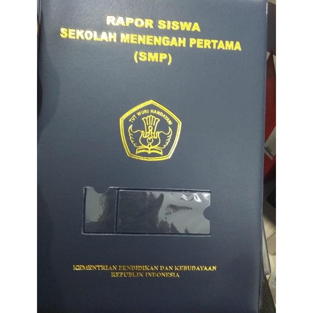 

Map Raport SMP K13 (isi 20 kantong) Nugi