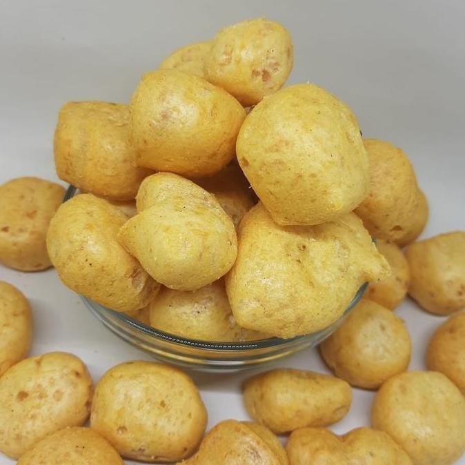 

Produk Baru!! Kerupuk Tenggiri Amplang Kuku Macan | Snack Ikan Gurih Renyah Khas Kalimantan