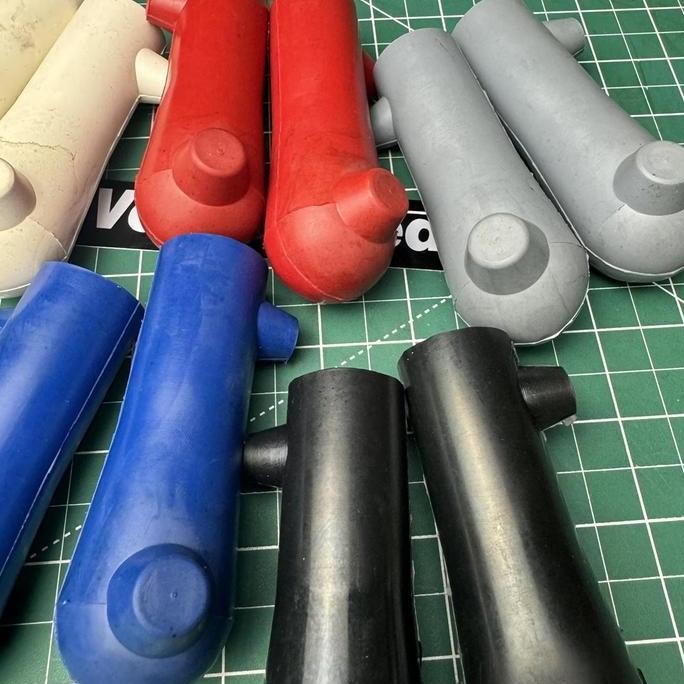 Sepatu Standar Tengah Karet Vespa Super Sprint VBB