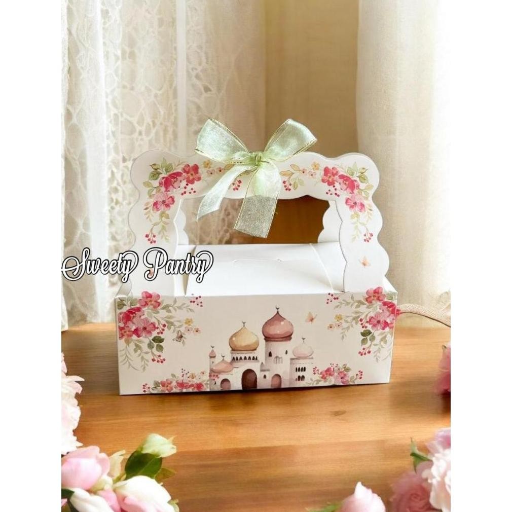 

10PCS - SYANTIK - box dus packaging hampers Lebaran kemasan toples kotak Idul Fitri uk 20x10x7,5 cm aSt