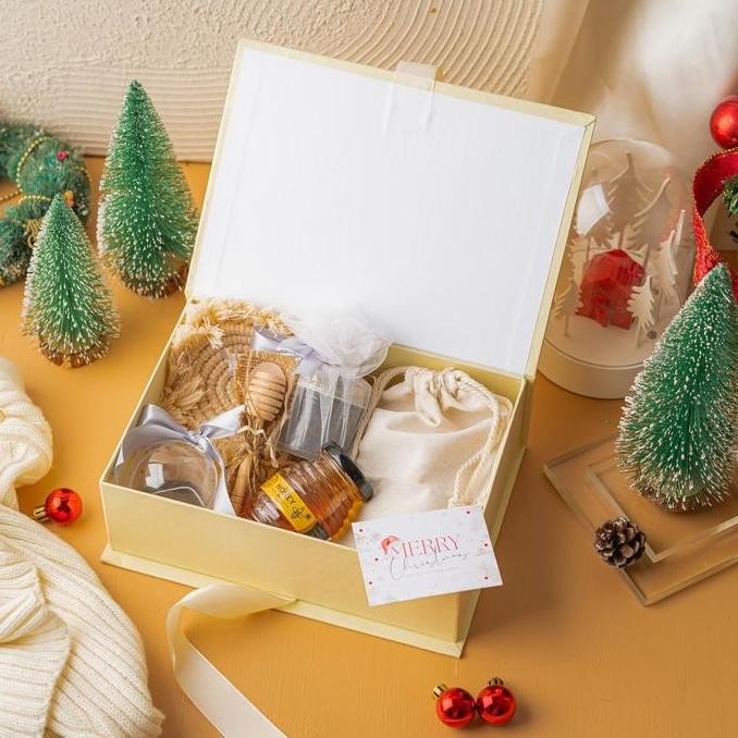 

Ready Tea Hampers Souvenir Natal | Christmas & Tahun Baru CLAIRE Hampers