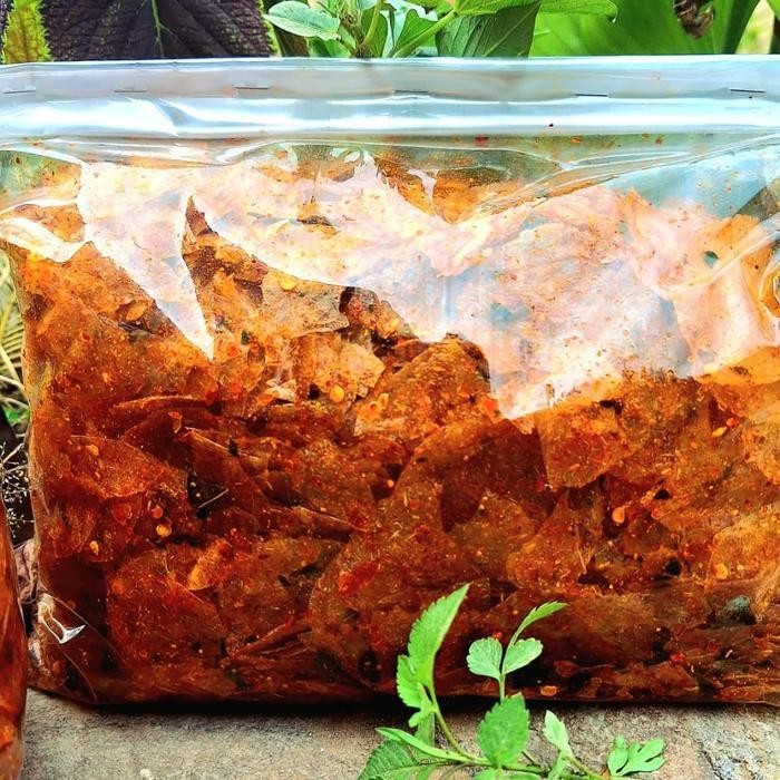 

CCF KERIPIK KACA PEDAS DAUN JERUK 500GR Kripca Asin jajanan murah Cemilan Kering