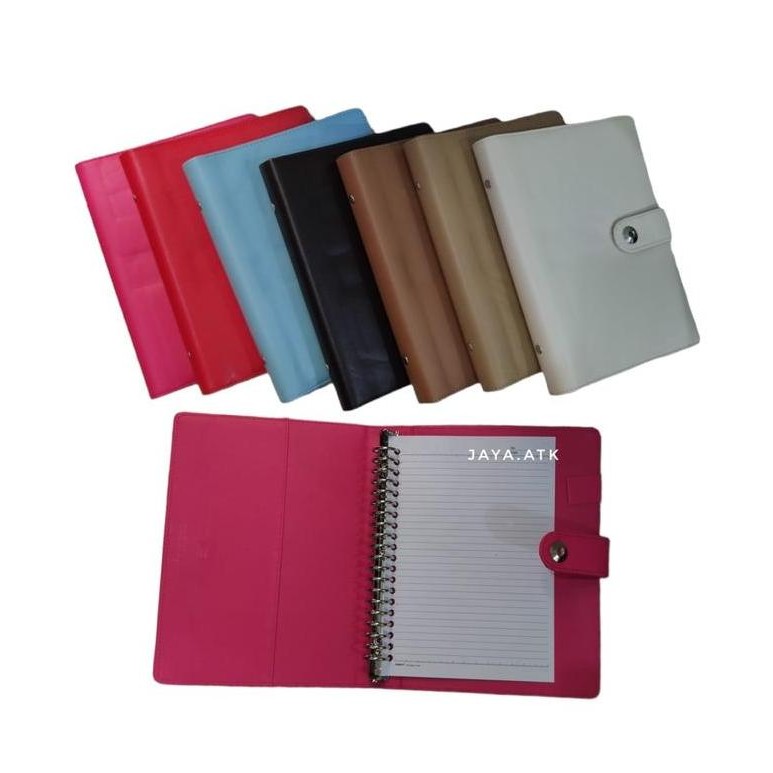 

Tersedia Binder Note Map A5 20 Ring Besi Polos Kulit Kancing Buku Ring
