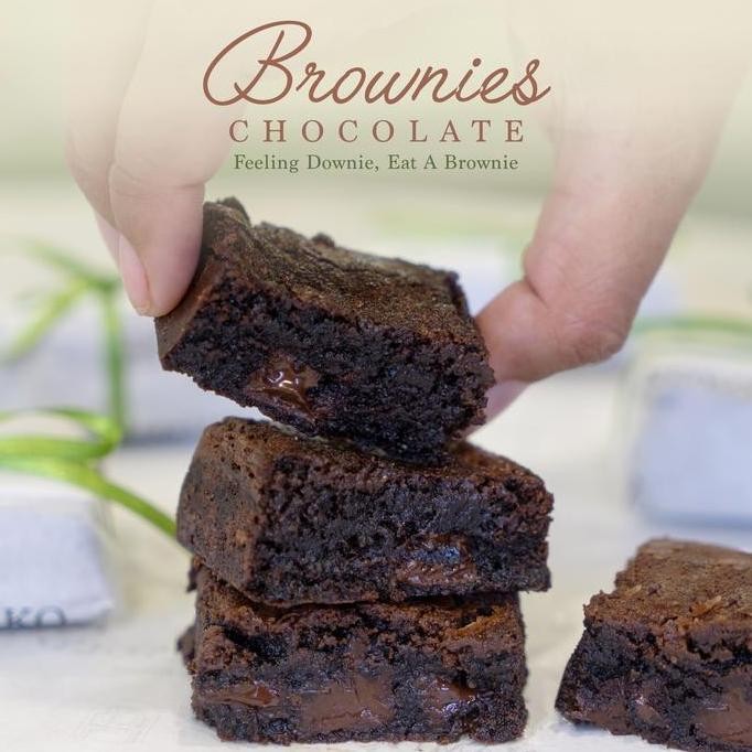 

Mamitoko Brownies Chocolate Slice - Kue Coklat Praktis Lezat Cemilan Cokelat Premium Stok Terbatas