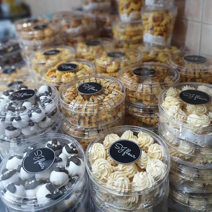 

Kue Kering Lebaran Idul Fitri Toples 250gr - Paket Cemilan Stok Terbatas