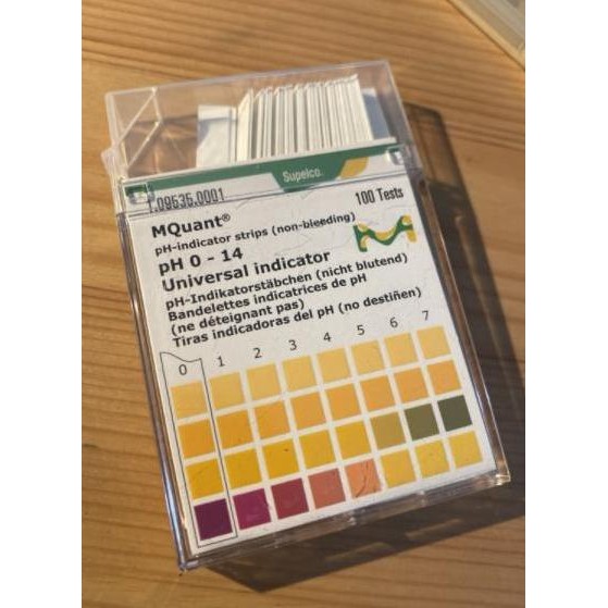 KERTAS LAKMUS PH 0-14 MERCK (UNIVERSAL INDICATOR) ORIGINAL DAN TERPERCAYA