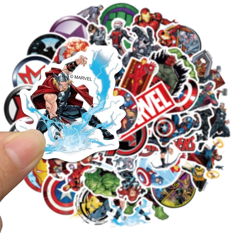 

NG [50PCS]Stiker Keren Avengers Stiker Lucu Pack Marvel Film Stiker Super Hero Decal Vinyl Anti Air- Sticker Aesthetic Buku Journal Koper Casing HP Tablet Laptop Helm Motor Viral Kekinian Terbaru 2025 LV-90