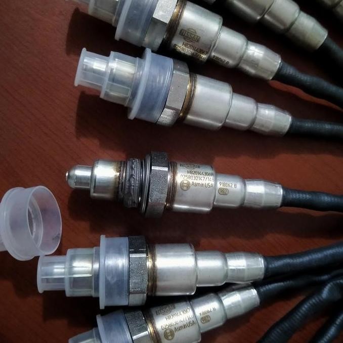 ;&;&;&;&] Sensor oksigen o2 sensor Datsun atas original baru