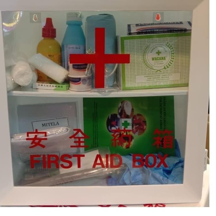 Kotak P3K Isi Lengkap Kotak P3K Dinding Lengkap