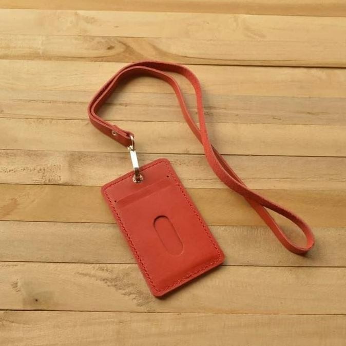 

Gantungan ID card kulit asli simpel merah terang - Id card holder