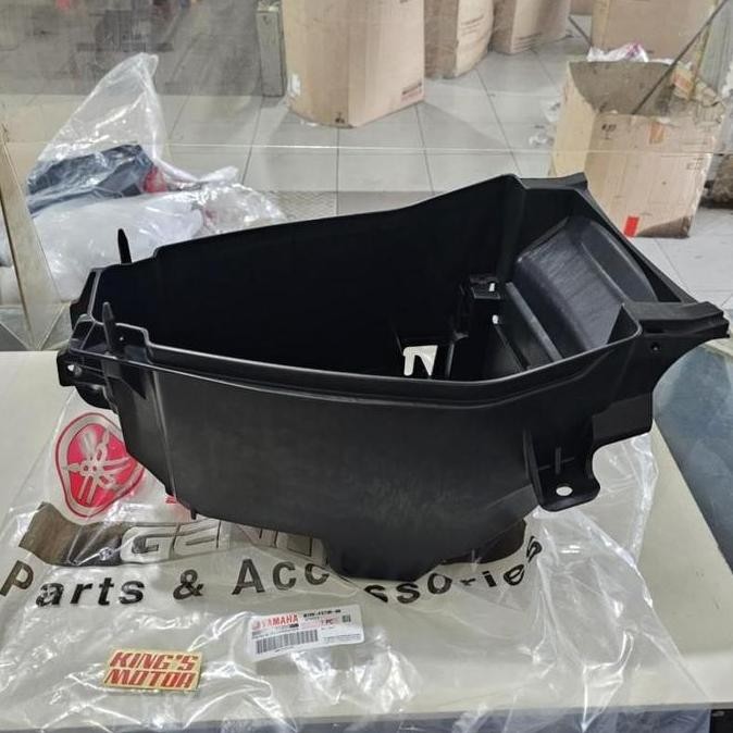 BOX BOK BAGASI TEMPAT HELM HELEM MIO GEAR 125 B3W F473R ASLI YAMAHA
