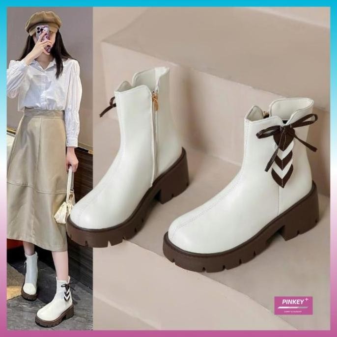PINKEY P230 Sepatu Boots Martin Resleting Wanita Boot Fashion Premium Quality Shoes Hitam Putih BS