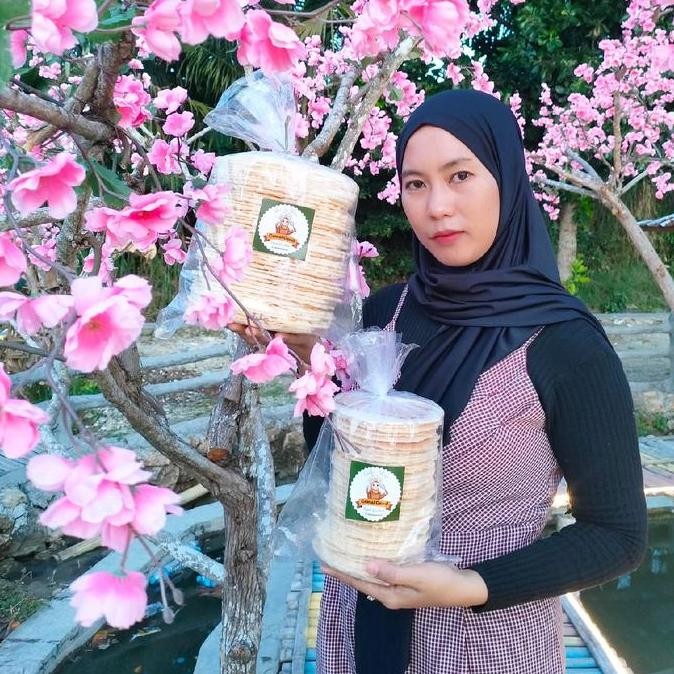 

JH8 GAMBIR IKAN ASLI PASEAN isi 45 LEMBAR kerupuk gambir