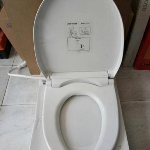Tutup Cover Closed Toilet Duduk Toto Eco Washer Soft Closing
