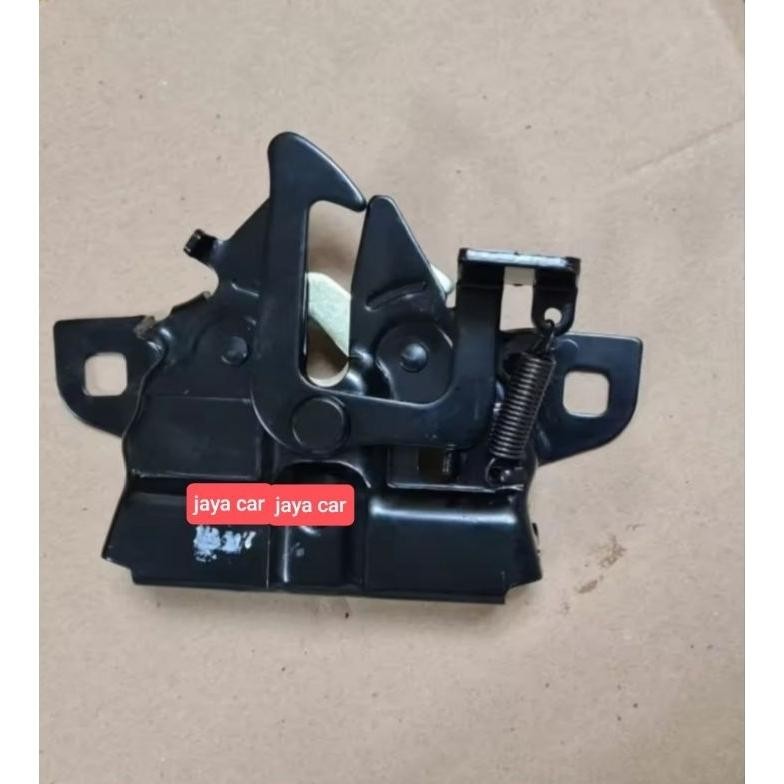 kunci kap mesin Panther lama kotak AST