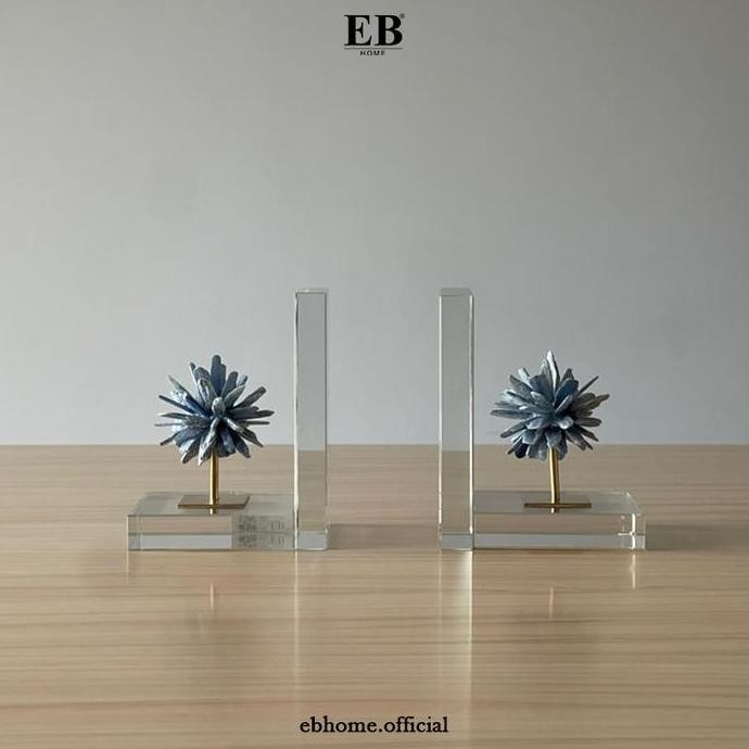 

Penyangga Buku / Book End / Blue Quartz Crystal Set 160/20 Co