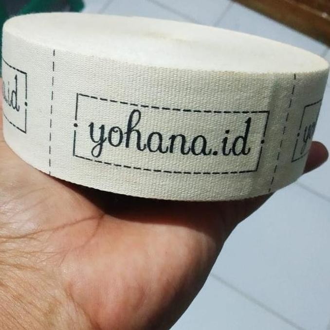 

Premium sablon label hijab pita katun 4 cm