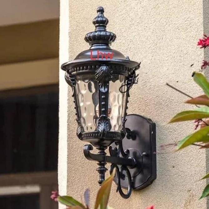 Lampu hias dinding klasik outdoor dekorasi teras
