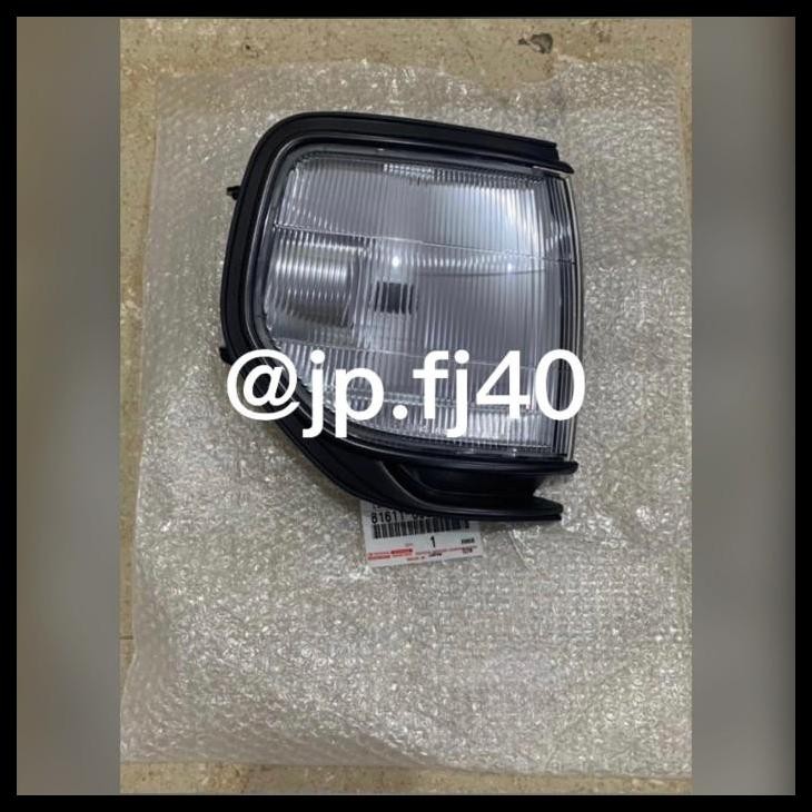 HOT DEAL LAMPU CORNER TOYOTA VX 80 BARNDOOR SISI KANAN SAJA ORI