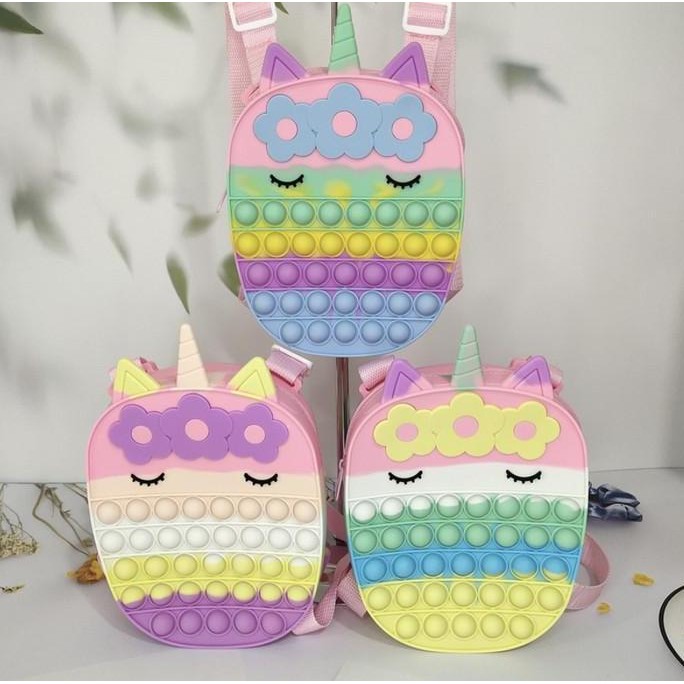 

Miliki Tas Ransel Selempang Anak Premium Pop It Unicorn Terbaru Viral