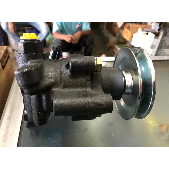 Pompa Power Steering Taft GT