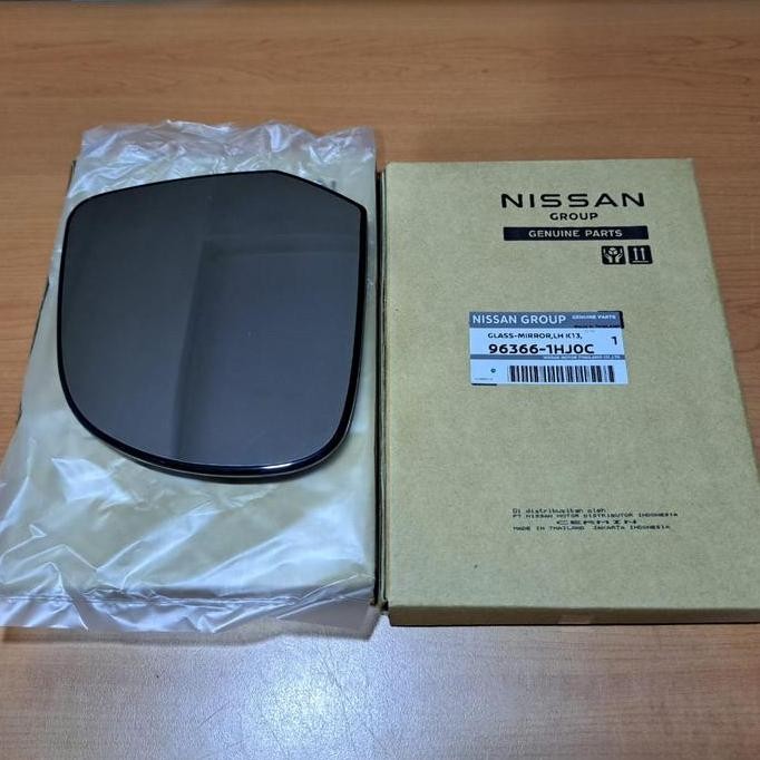 Kaca Spion Nissan March Original