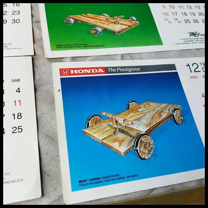 

TERMURAH PAJANGAN VINTAGE 1994 KALENDER MEJA HONDA !!!!!!