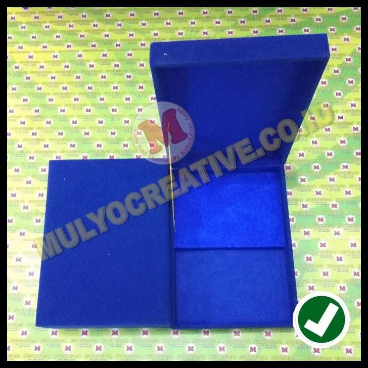 

DISKON BOX PLAKAT MURAH - KOTAK VANDEL CINDERAMATA WARNA BIRU MURAH !!