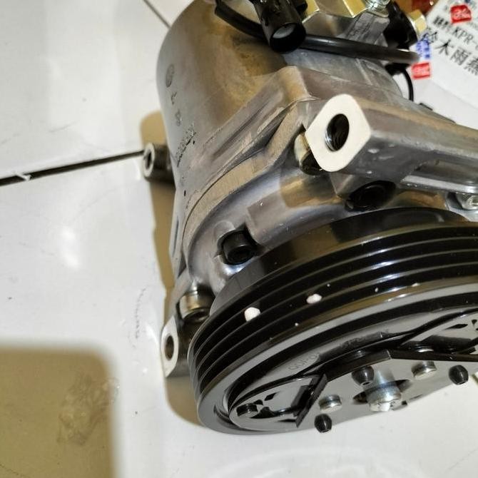 kompressor AC mobil Suzuki Swift xover SX4 Karimun Estilo Neo baleno