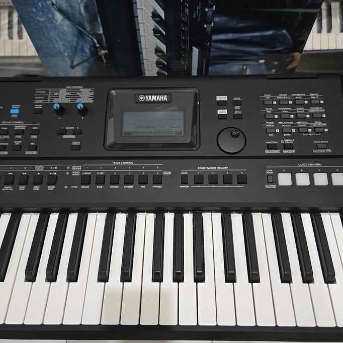 baru YAMAHA PSR E473 / YAMAHA PSR E-473 Keyboard SECOND LIKE NEW