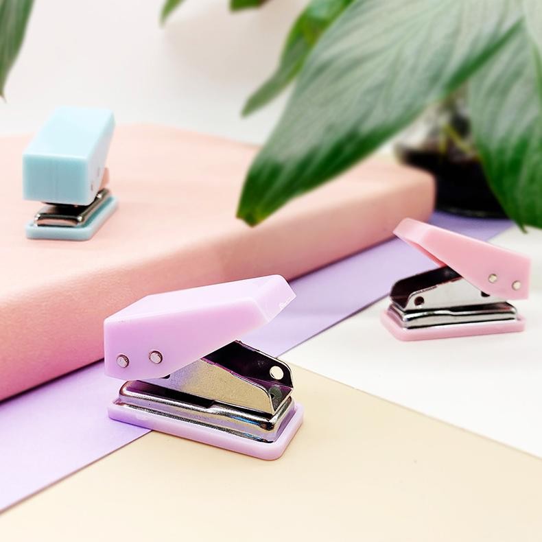 

CODPembolong Kertas MIni Lucu Kecil Unik Mini Cute/lowertree Paper Hole Puncher Planner DIY Loose Leaf Portable Untuk Kantor/ Sekolah Impor -Yinmer