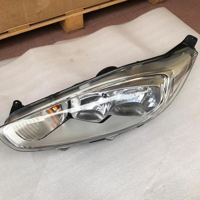 [FORD] HEADLAMP FORD FIESTA KIRI 2013 - 2016 HEADLAMP FORD FIESTA